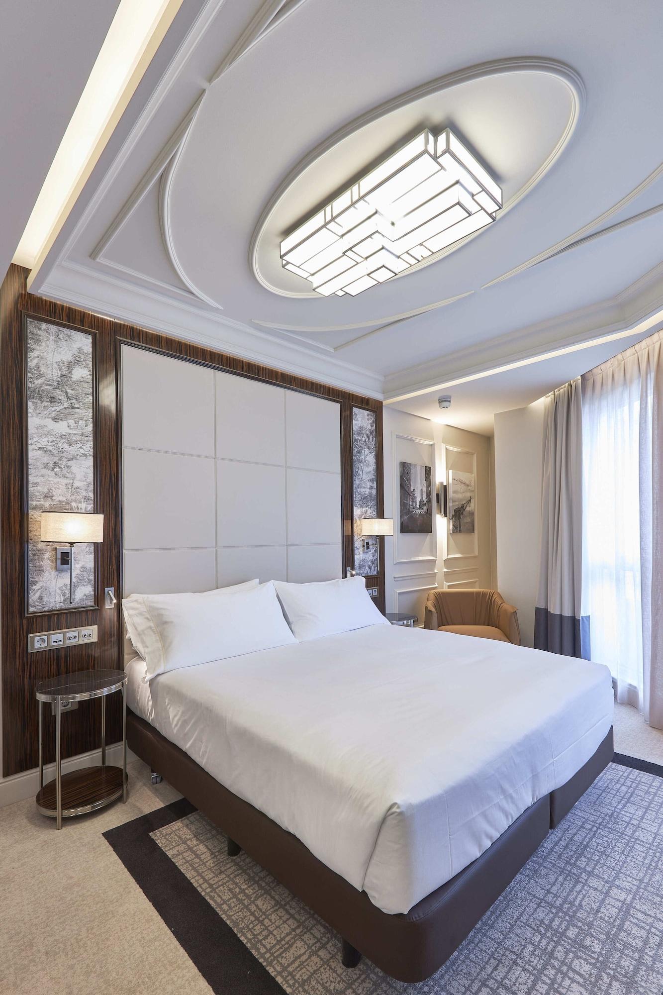 Doubletree By Hilton A Coruna Bagian luar foto