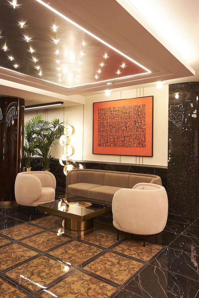 Doubletree By Hilton A Coruna Bagian luar foto