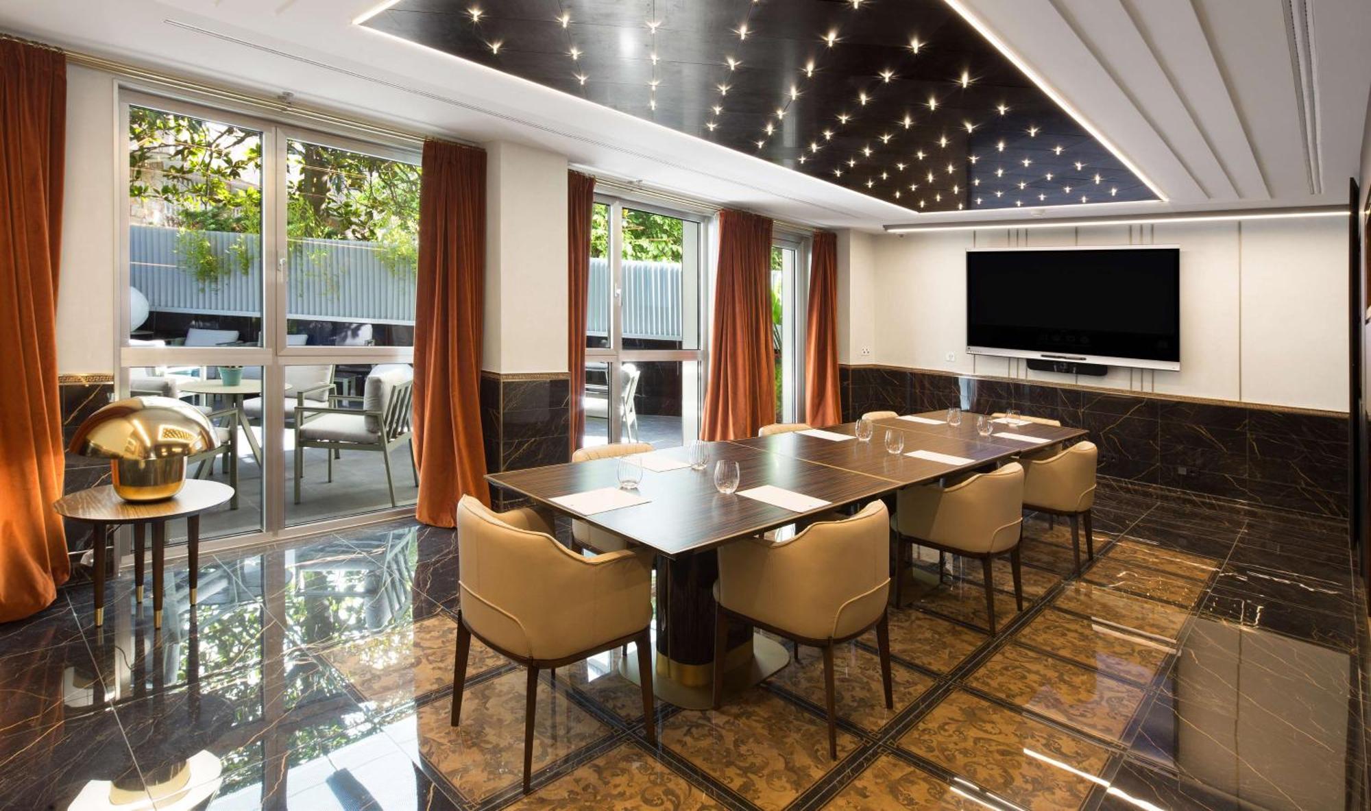 Doubletree By Hilton A Coruna Bagian luar foto